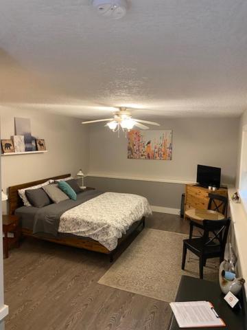 Guest Suites On Benvenuto Brentwood Bay Екстериор снимка