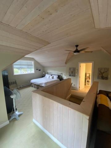 Guest Suites On Benvenuto Brentwood Bay Екстериор снимка